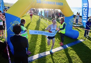 Logan Rees wins Sri Chinmoy 5km at Silverknowes Edinburgh